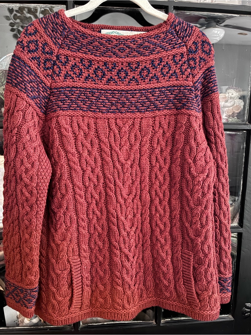 Aran Crafts Ireland L berry Navy Cable Knit merino wool Crewneck tunic Sweater